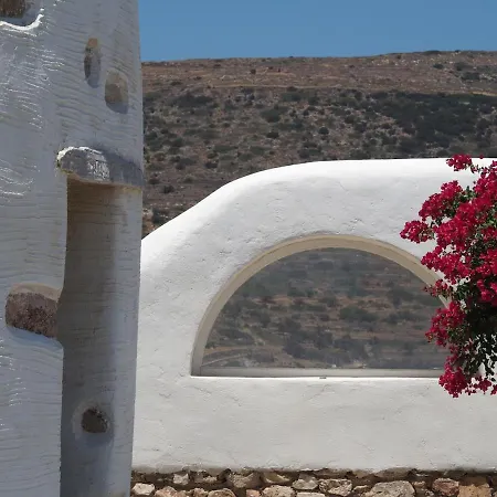 Paros Traditional Windmill In Lefkes 度假居 *