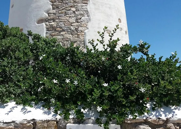 Paros Traditional Windmill In Lefkes Hébergement de vacances *