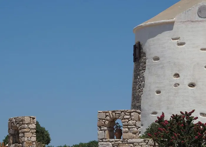 Paros Traditional Windmill In Lefkes Hébergement de vacances Lefkes (Paros)