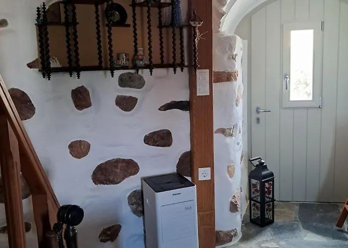 Paros Traditional Windmill In Lefkes 度假居