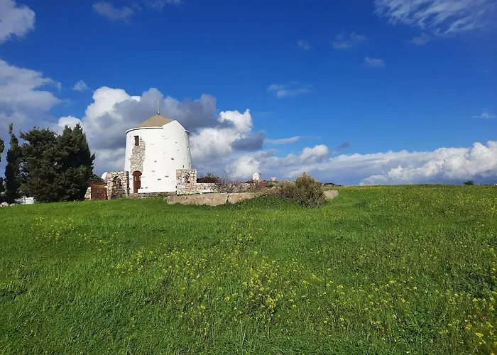 Paros Traditional Windmill In Lefkes 度假居 雷夫克斯